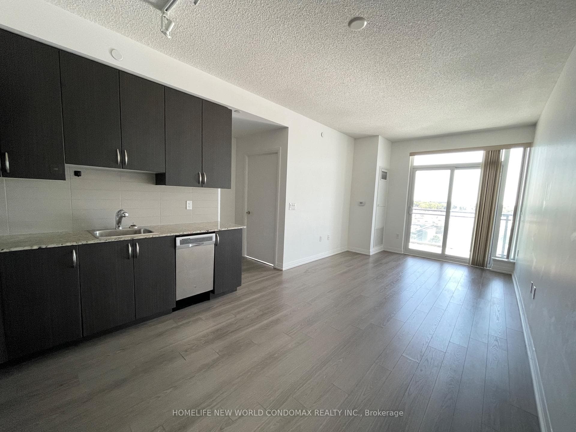 55 Ann O'reilly Road Unit 905 photo 13