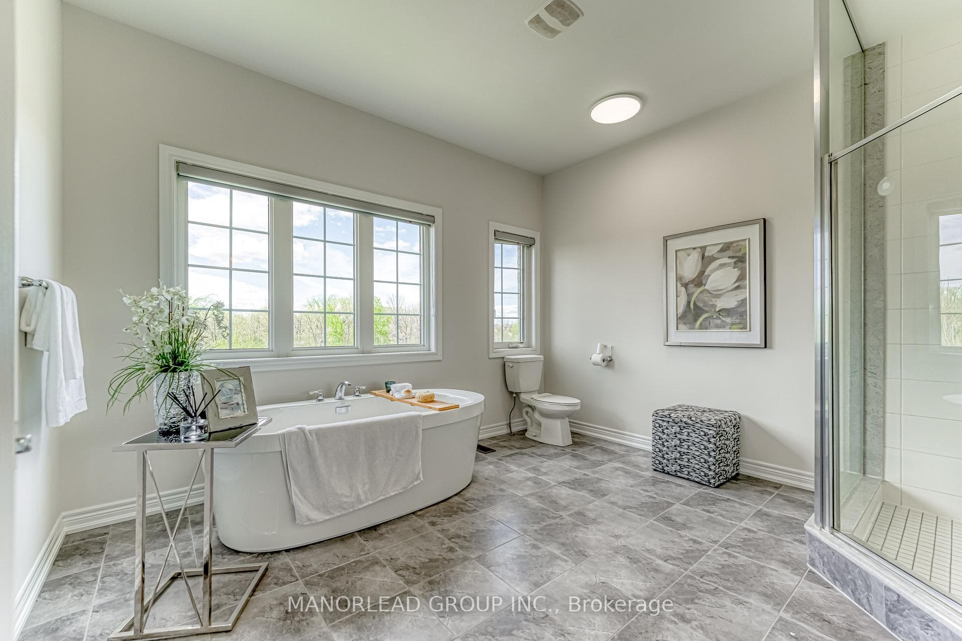 33 Roy Harper Avenue photo 31