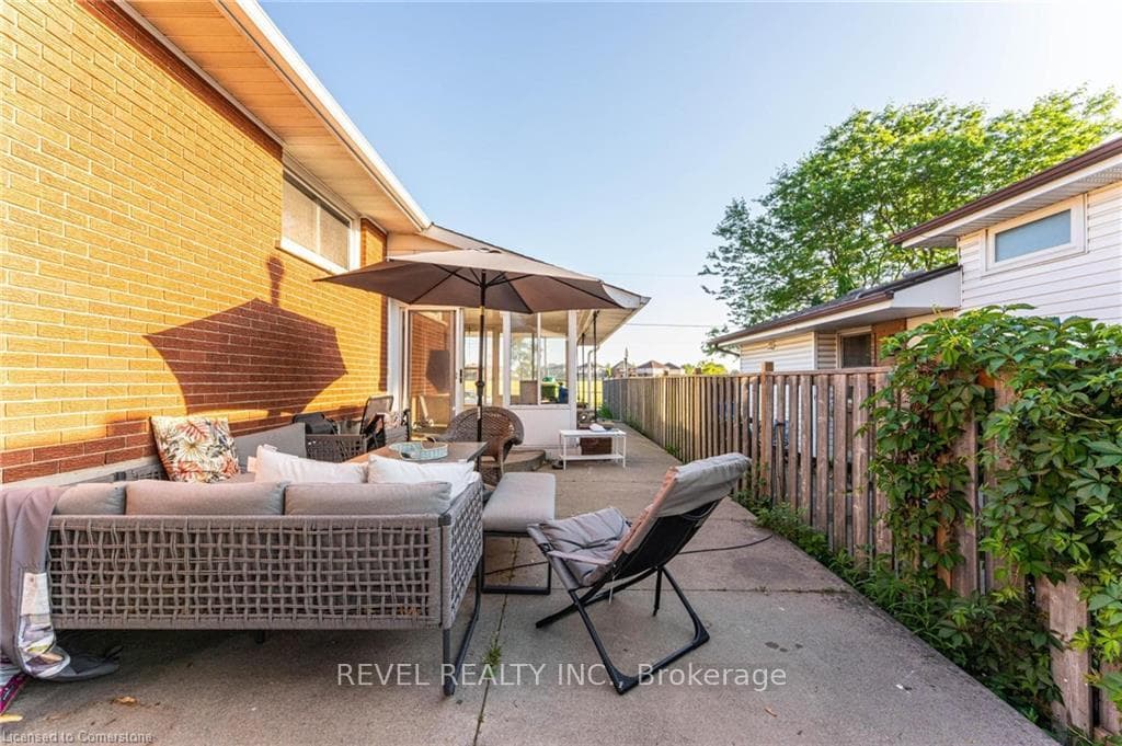 198 Berko Avenue photo 23