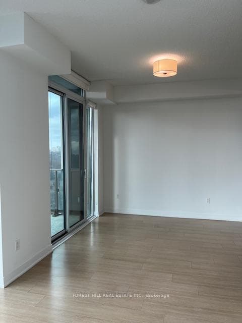 320 Tweedsmuir Avenue Unit 1209 photo 13