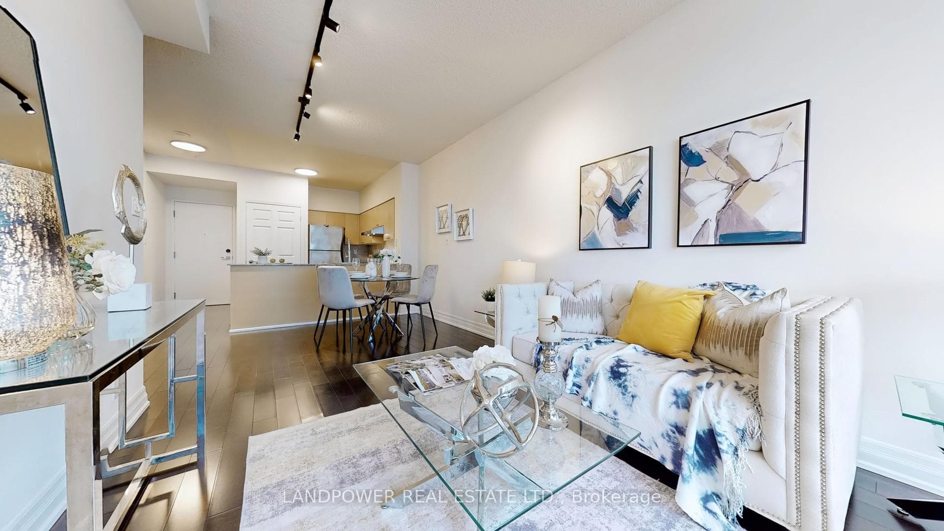 228 Queens Quay Unit 2310 photo 3
