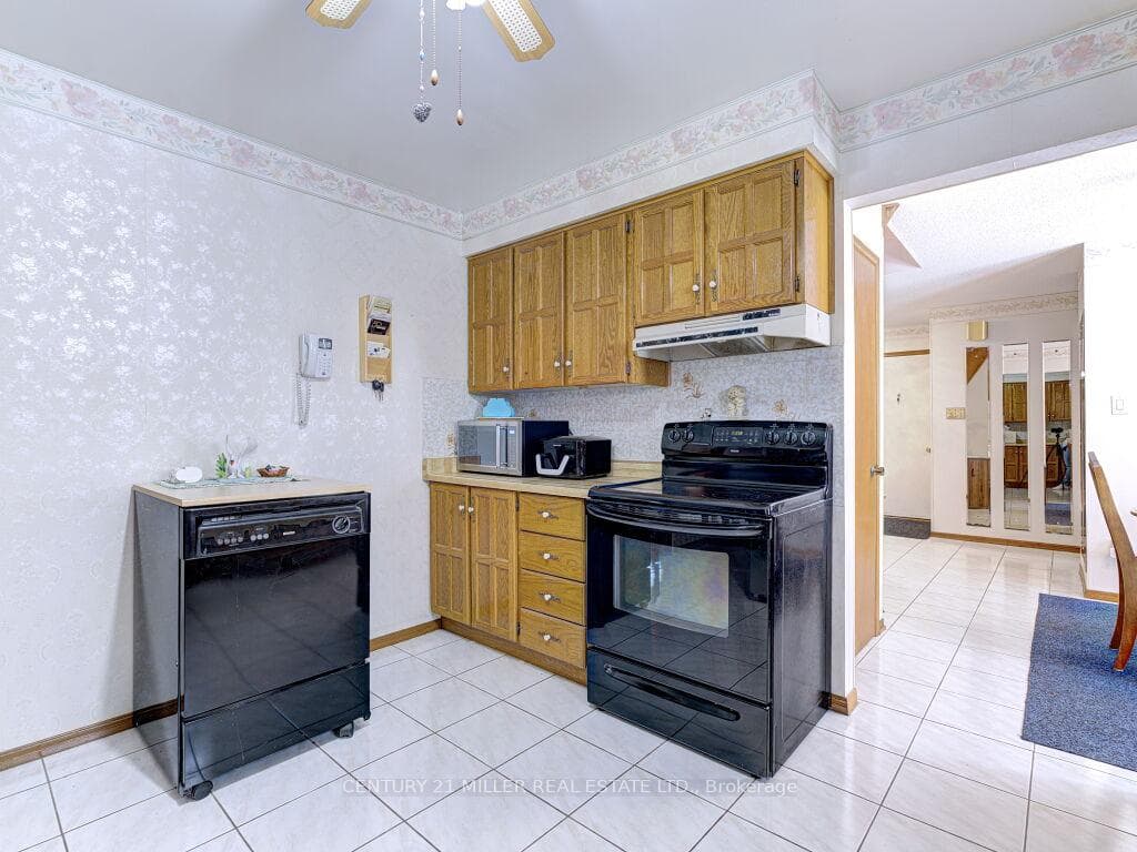 4252 Sugarbush Road photo 10