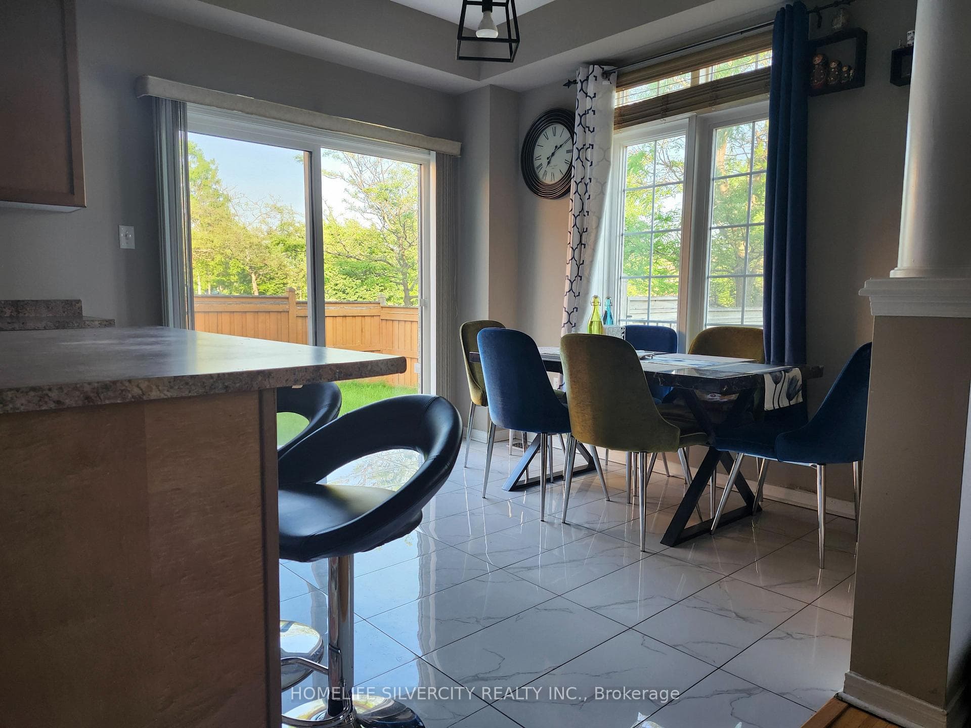 383 Vellore Park Avenue photo 5