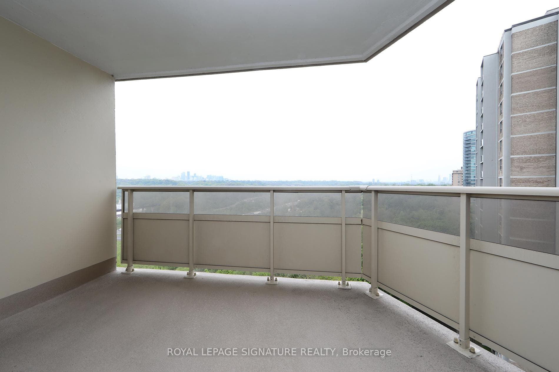 980 Broadview Avenue Unit 1103 photo 18