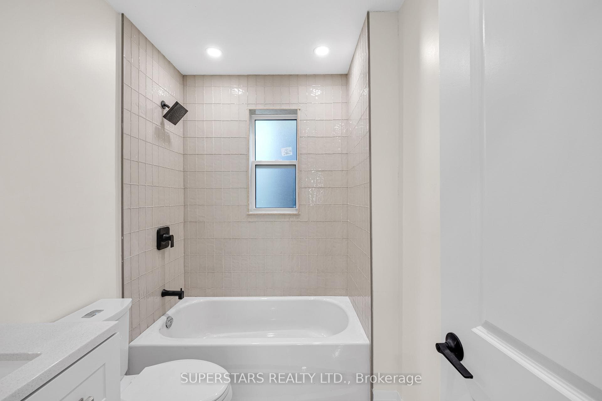 972 Dame Street photo 21