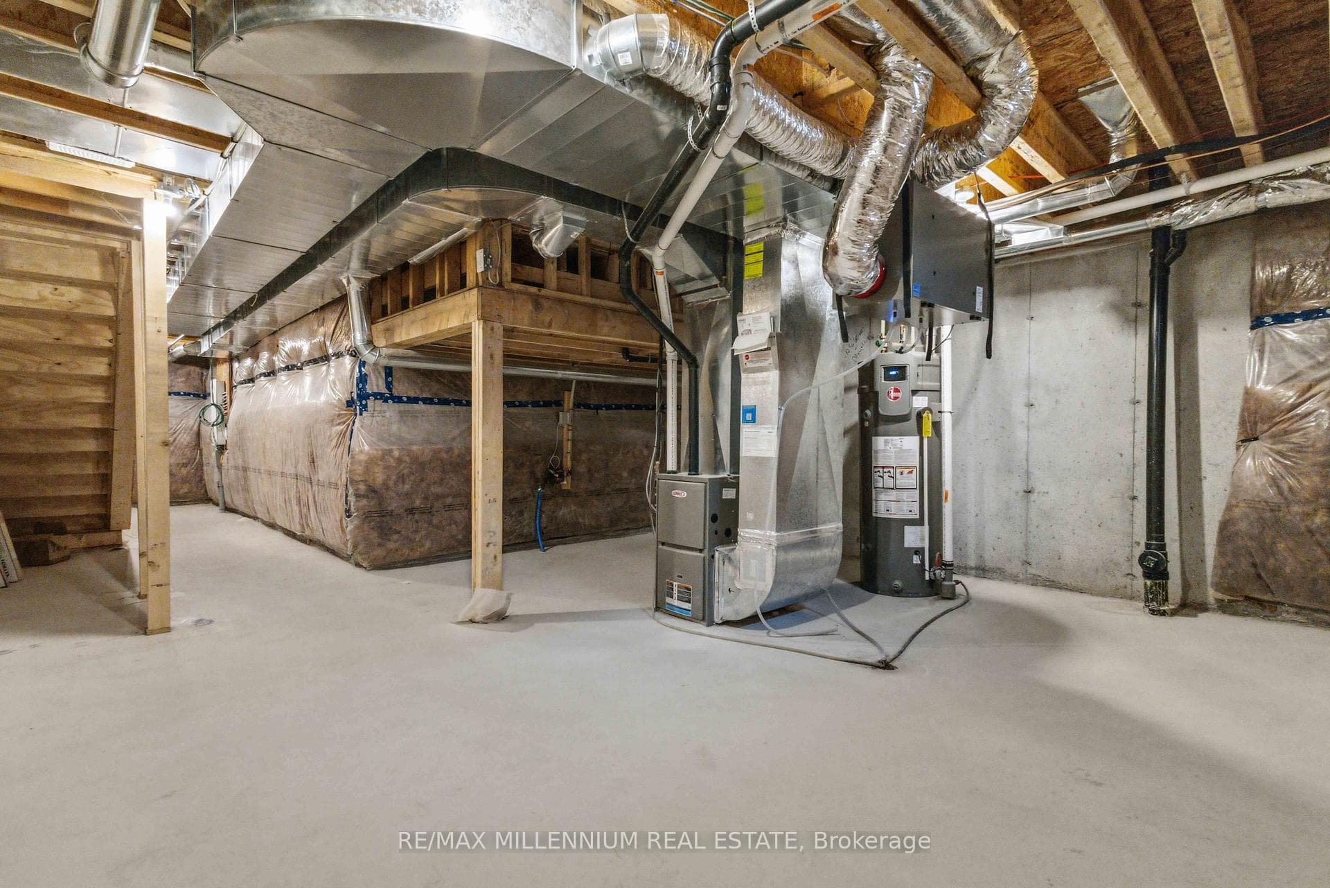 775 Chinook Path photo 32