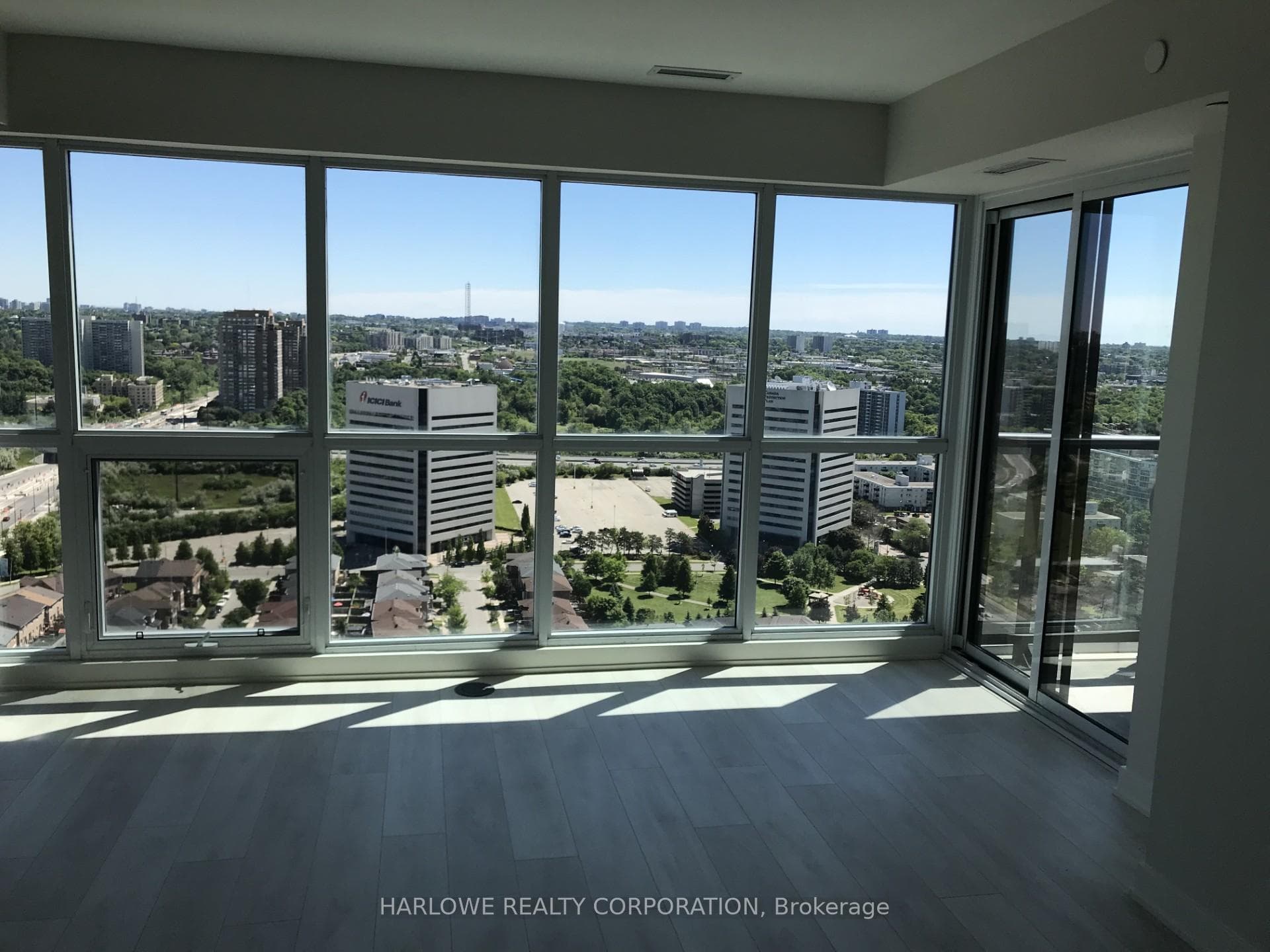 6 Sonic Way Unit N2907 photo 3