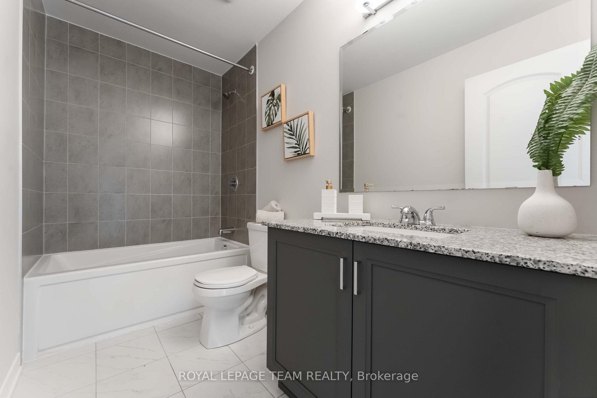 3040 Travertine Way photo 38