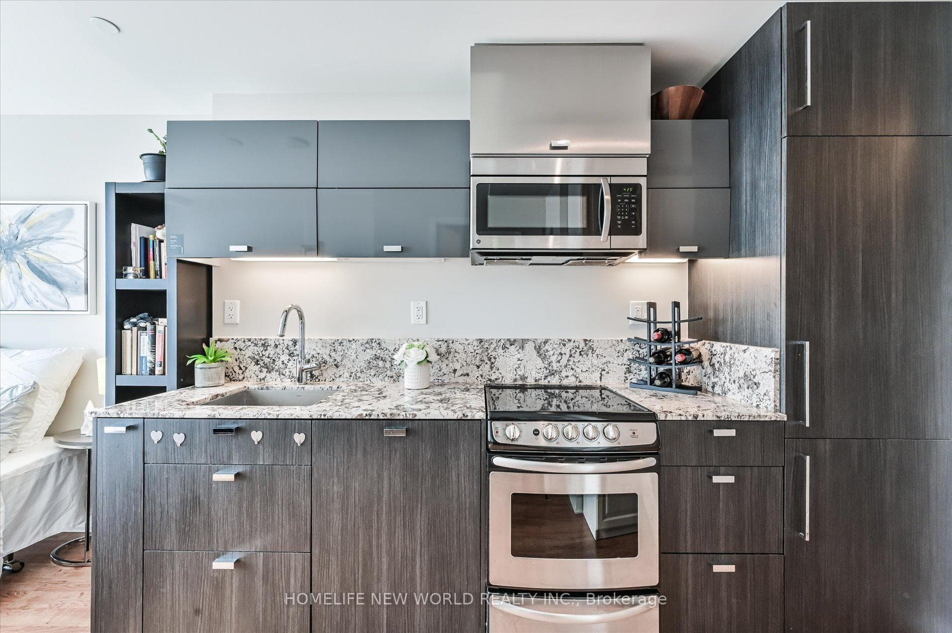 290 Adelaide Street Unit 2903 photo 15