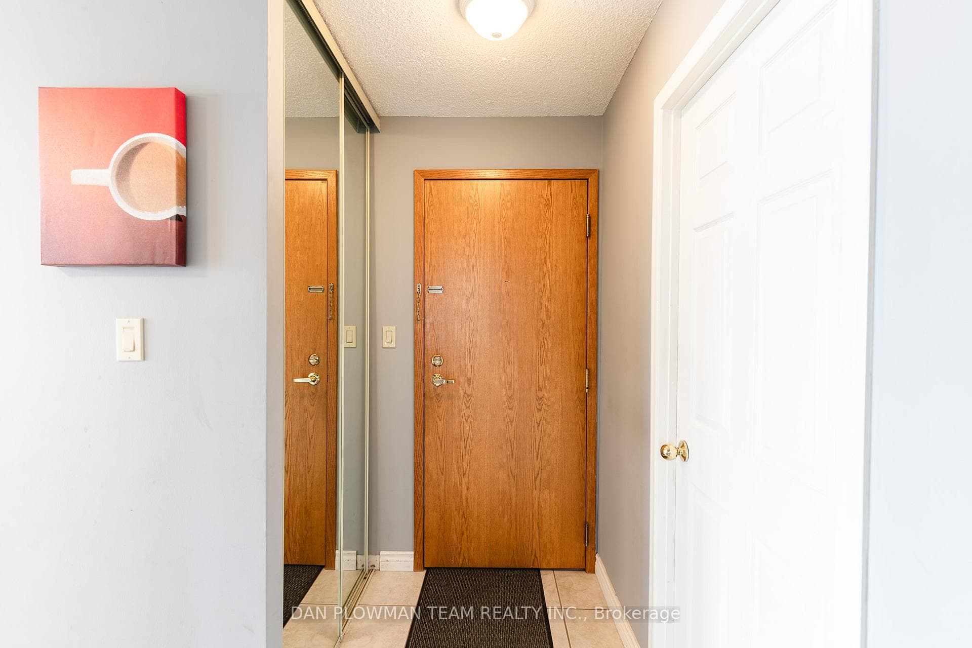 80 Athol Street Unit 501 photo 8