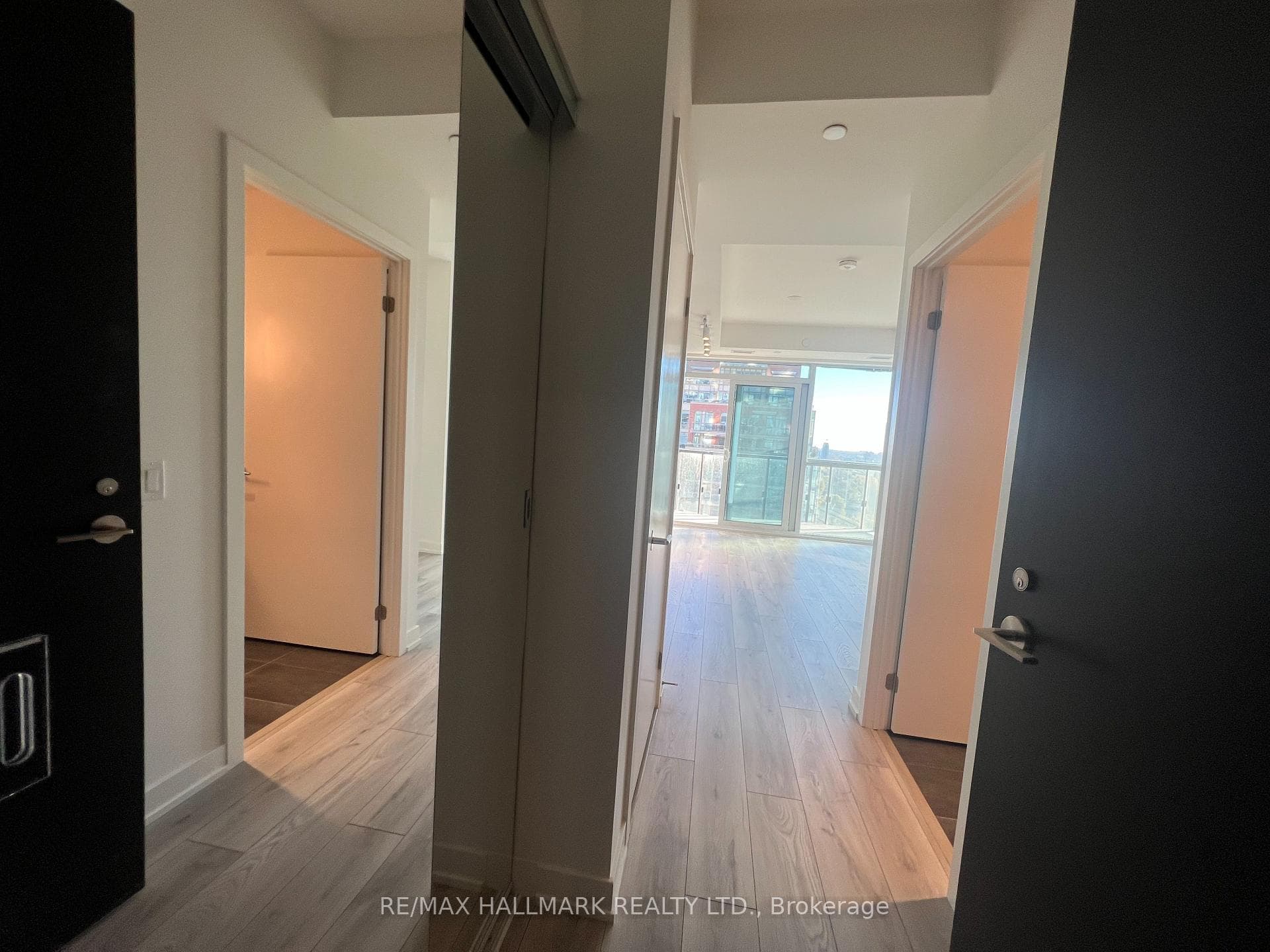 120 Broadway Avenue Unit 1303 photo 17