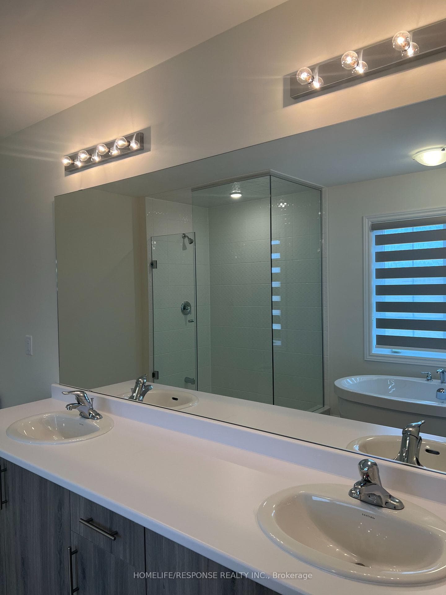 925 REXTON Drive photo 8