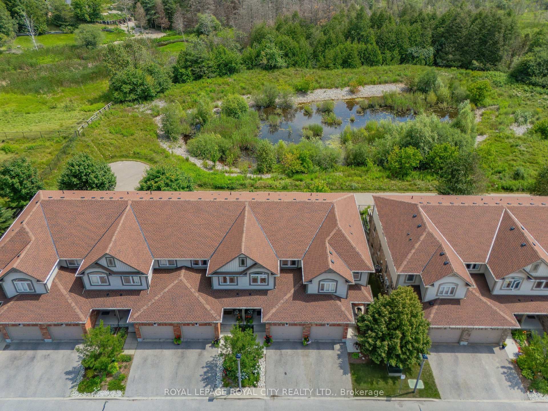 355 Macalister Boulevard Unit 13 photo 33