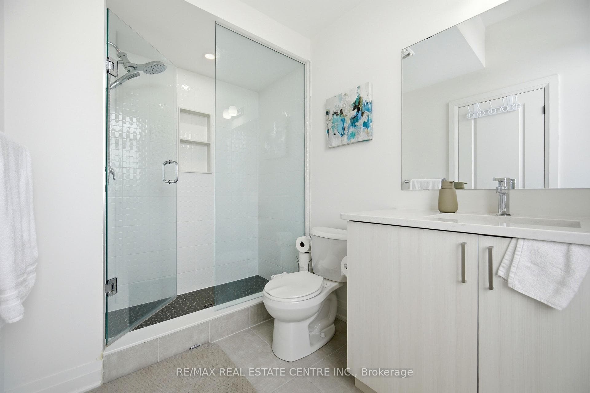 112 Bluebird Boulevard photo 37