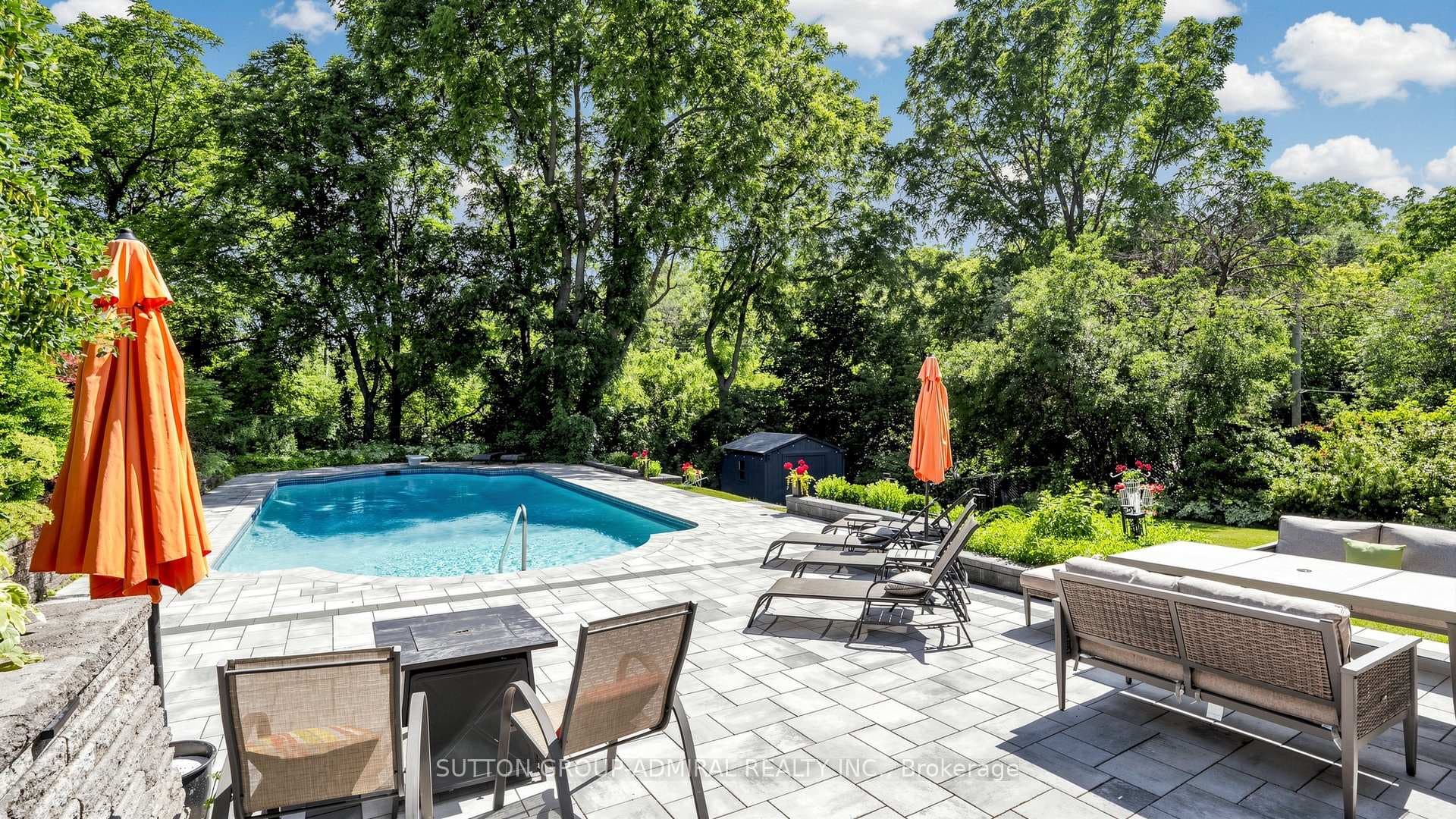 33 Thorny Brae Drive photo 48
