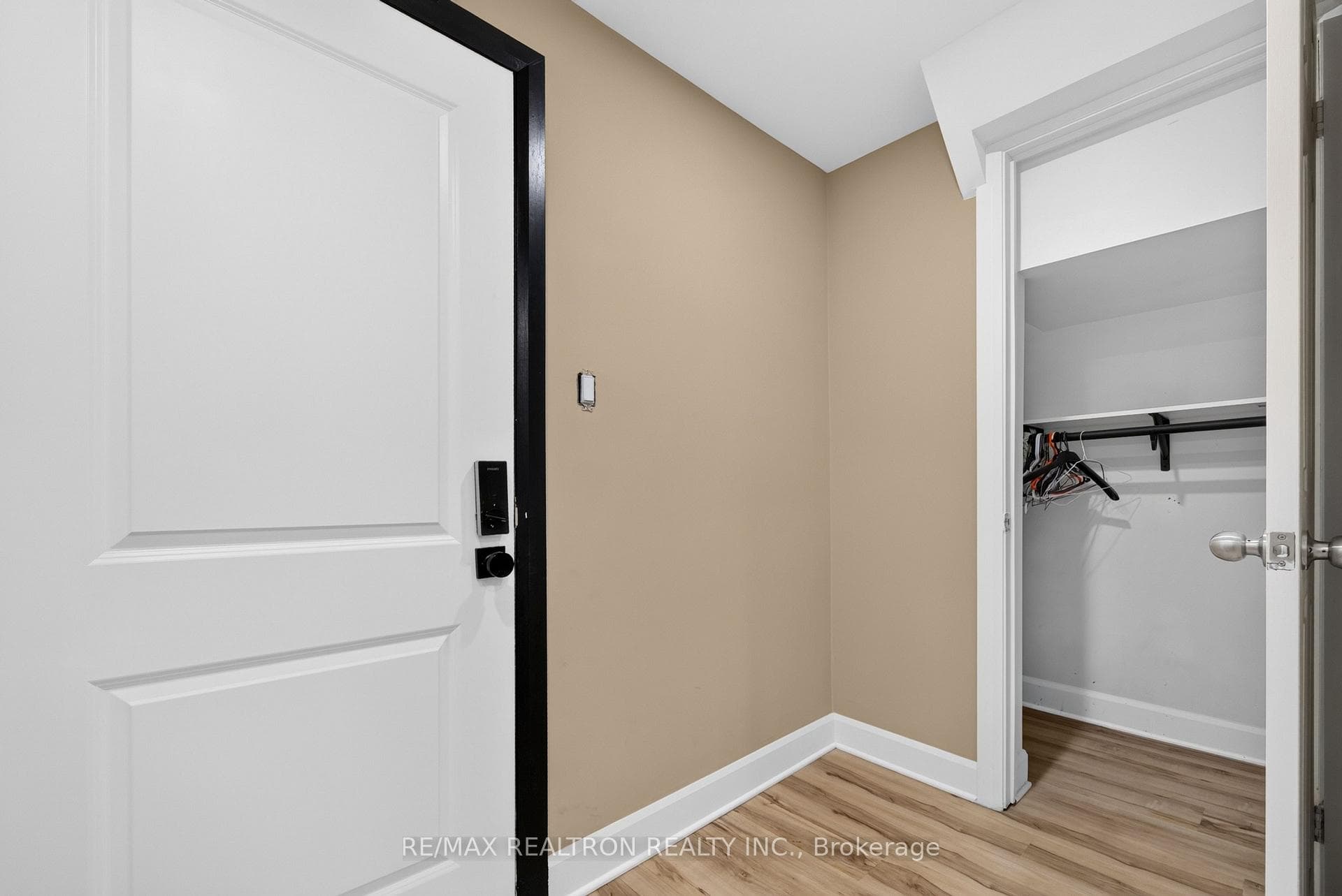 40 Carr Drive photo 21