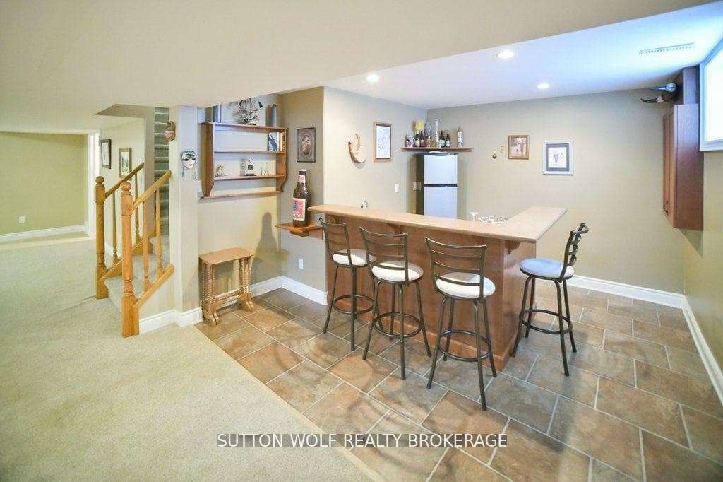 98 Harris Road photo 21