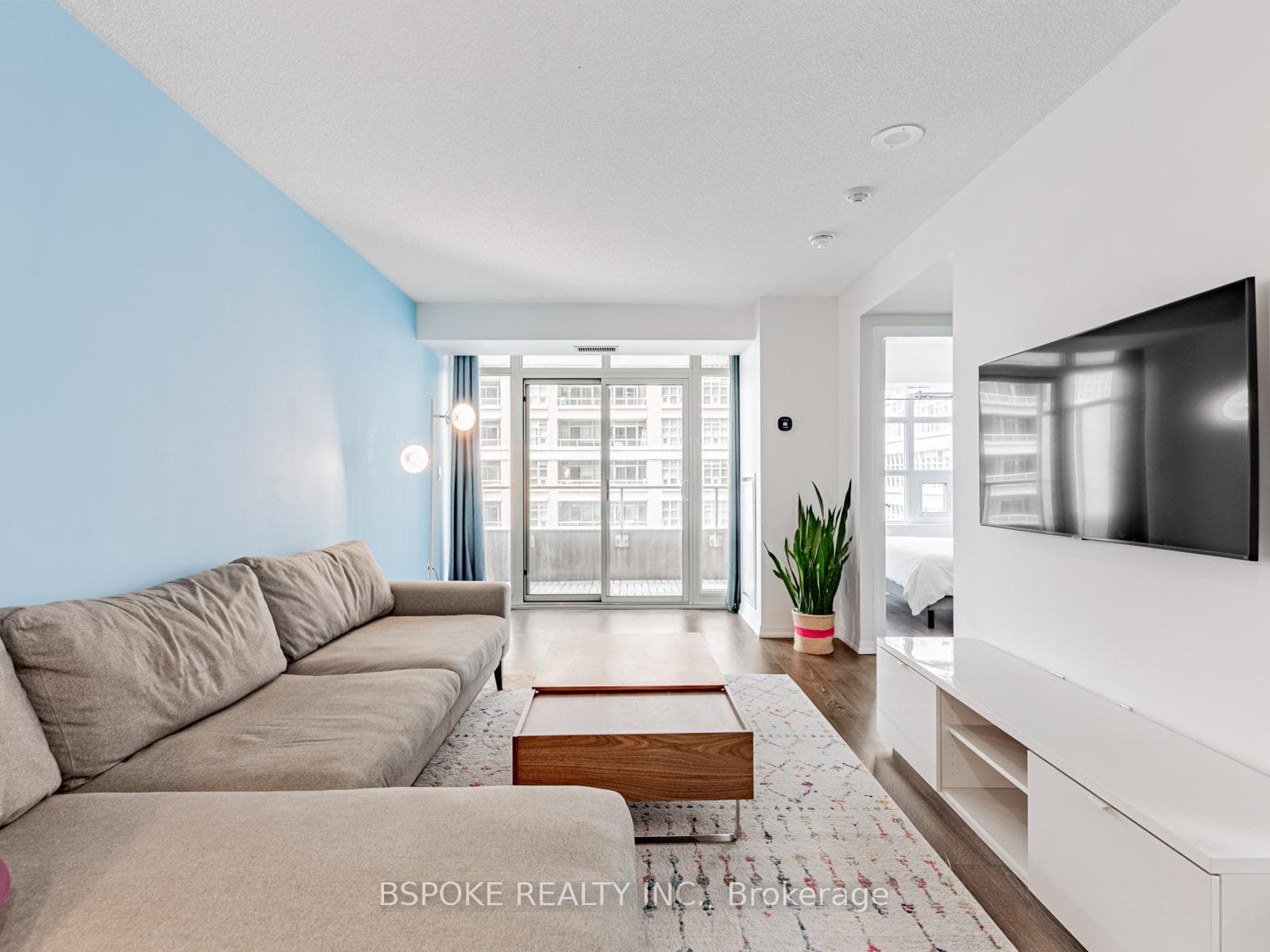 65 East Liberty Street Unit 608 photo 1