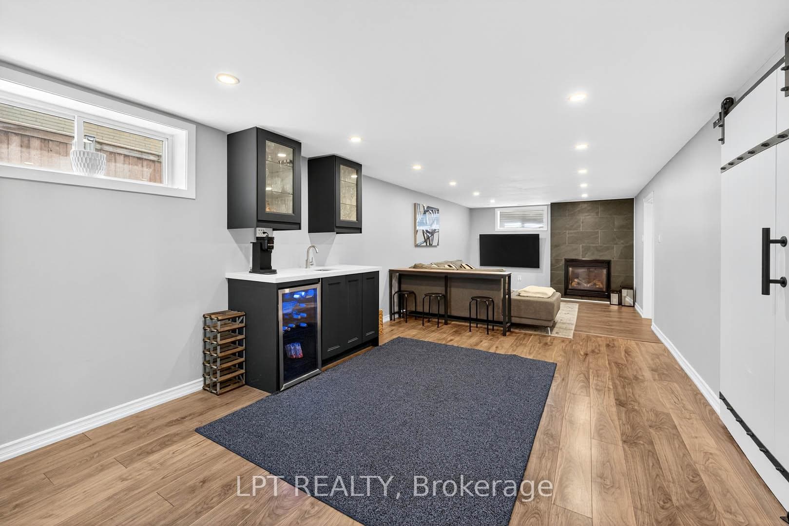 918 Walton Boulevard photo 24