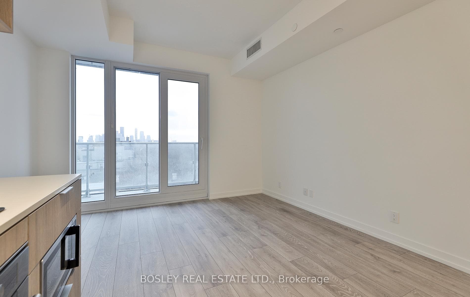 2020 Bathurst Street Unit 1219 photo 12