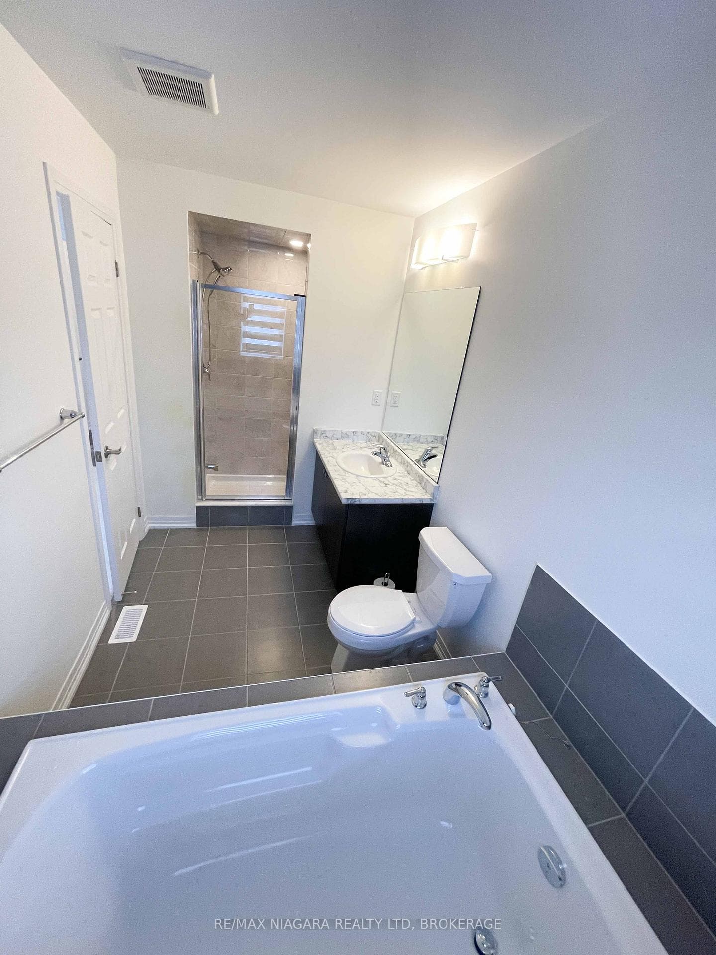 15 Peach Street Unit 20 photo 16