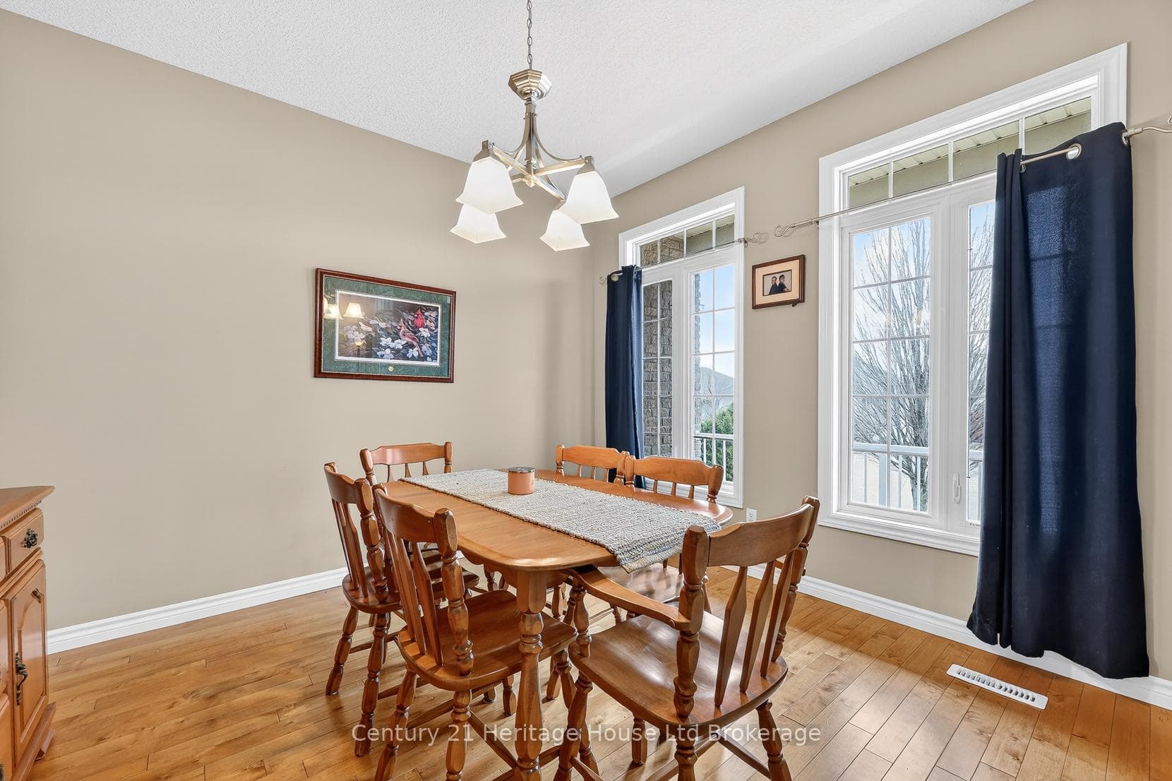 643 Southwood Way photo 7