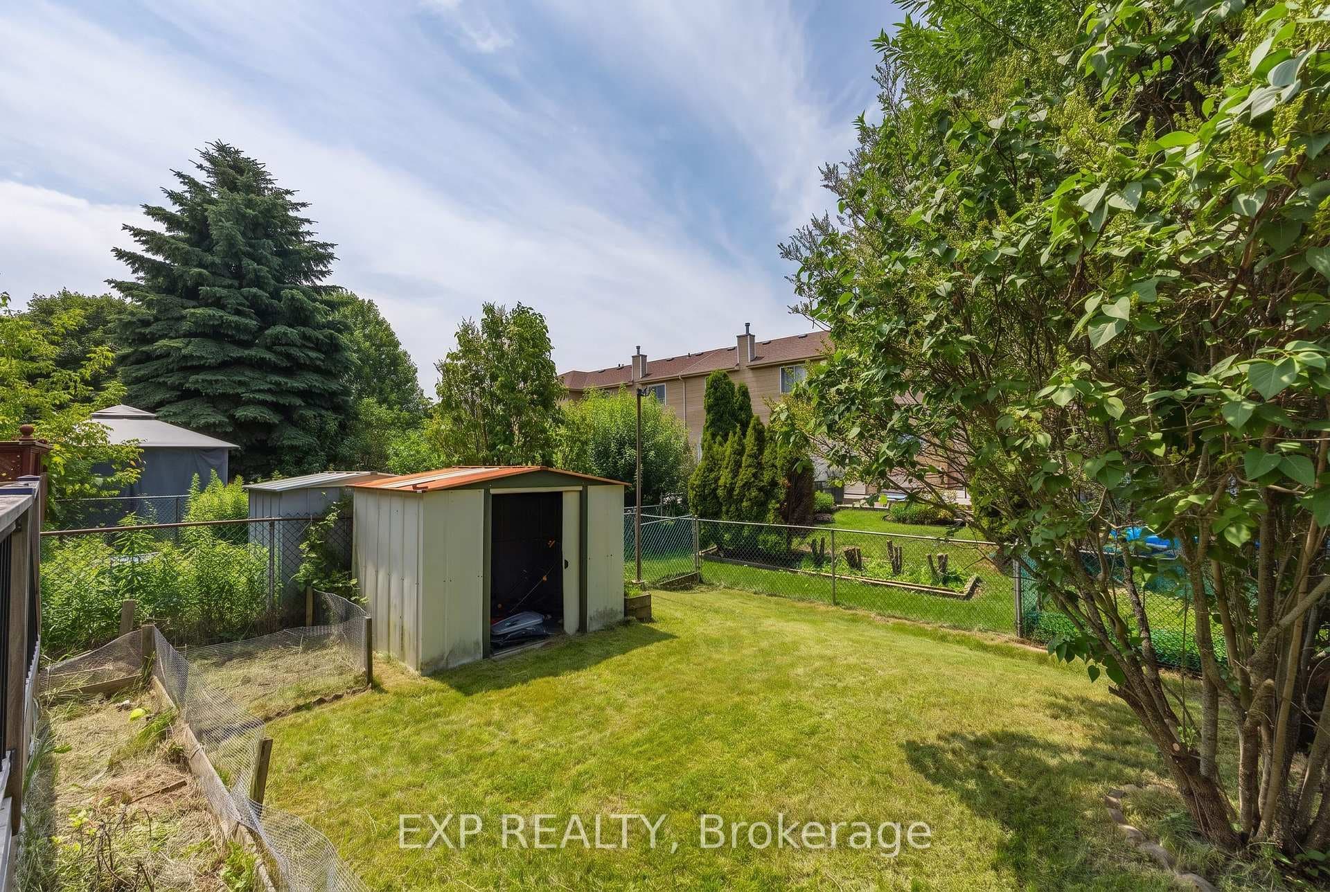 793 Littlestone Crescent photo 23