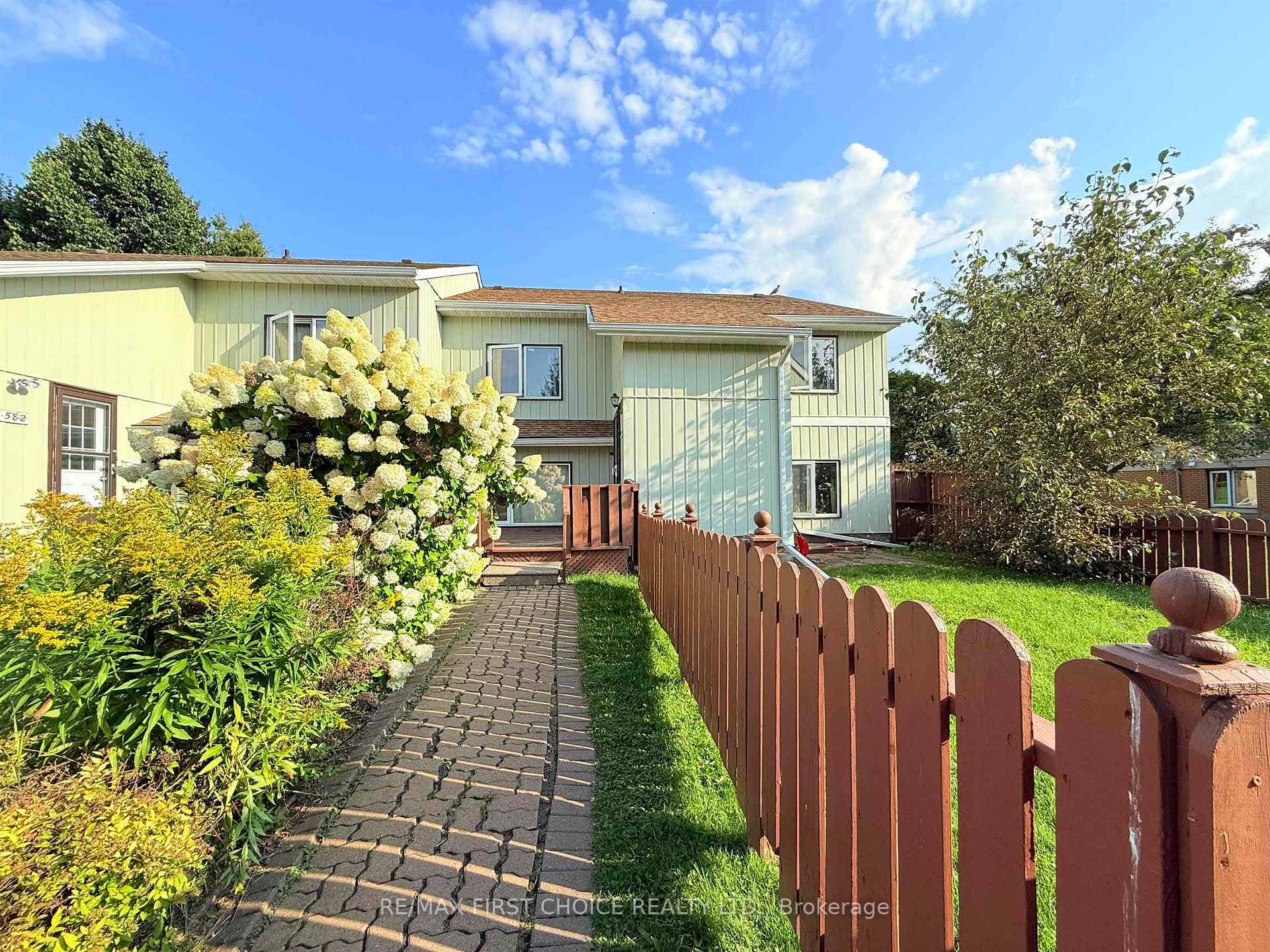 580 Pasteur Road photo 2
