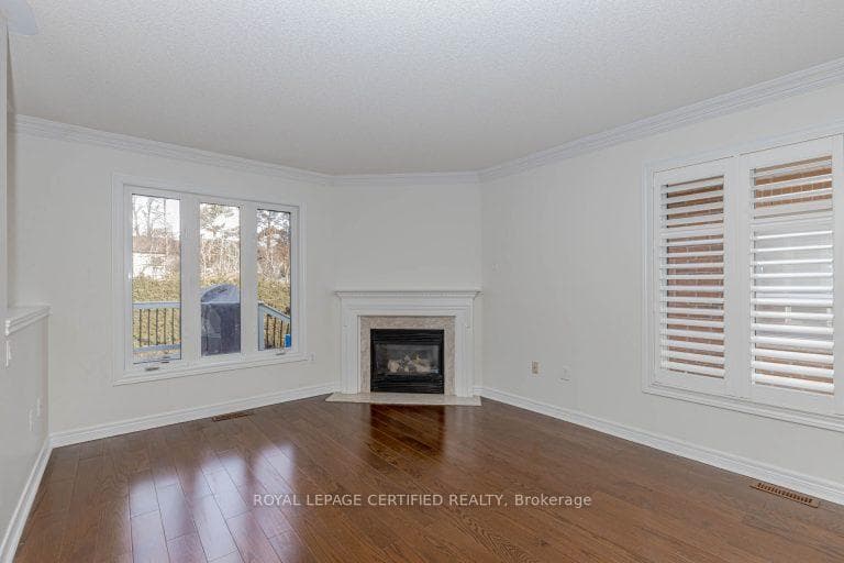 711 POPLAR Road photo 15