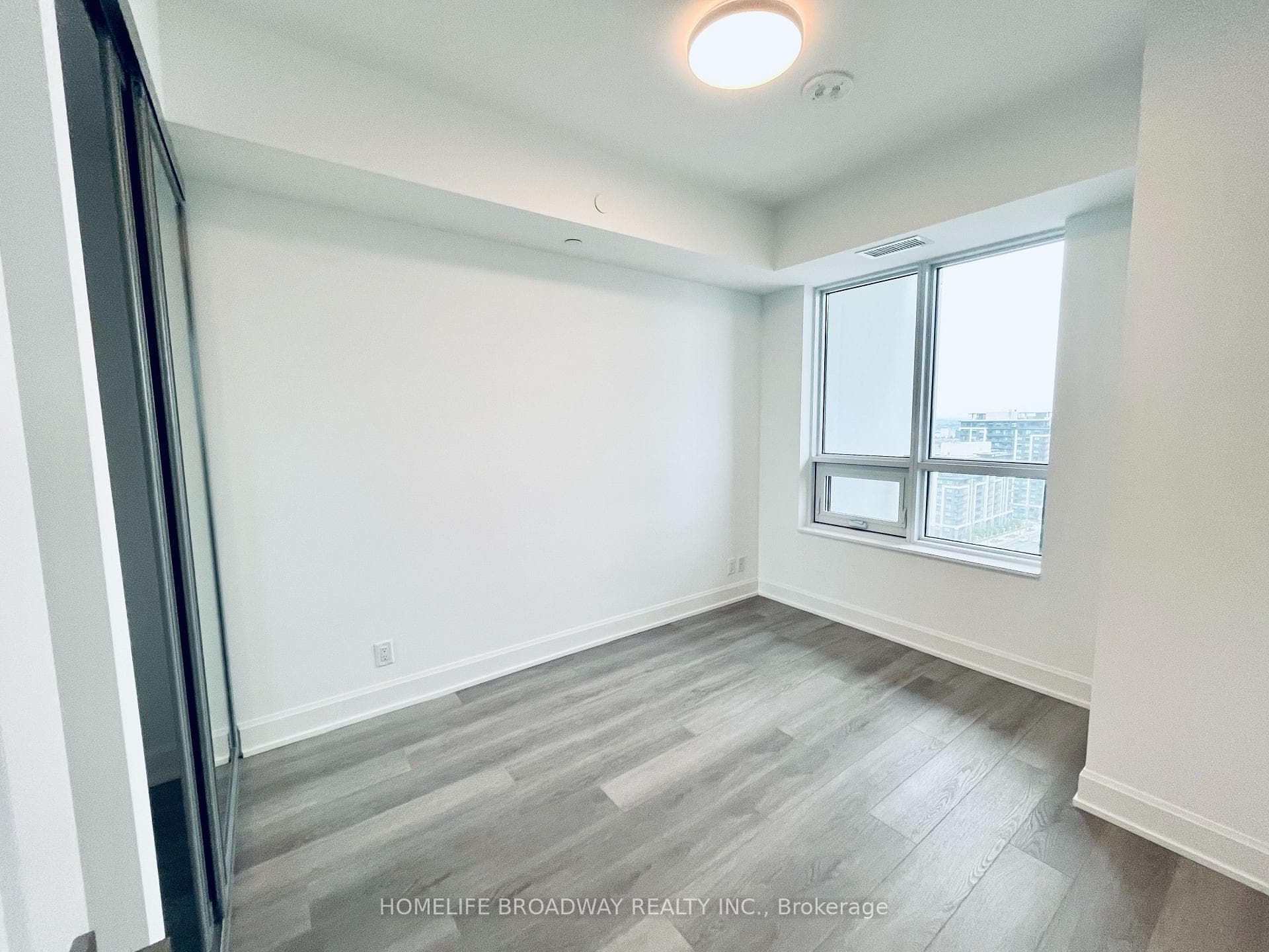 38 Gandhi Lane Unit 1805 photo 8