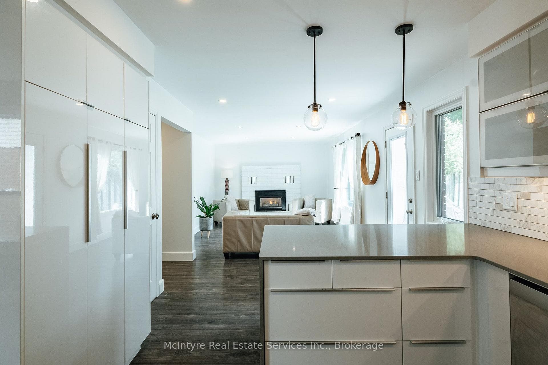 277 Canterbury Drive photo 19