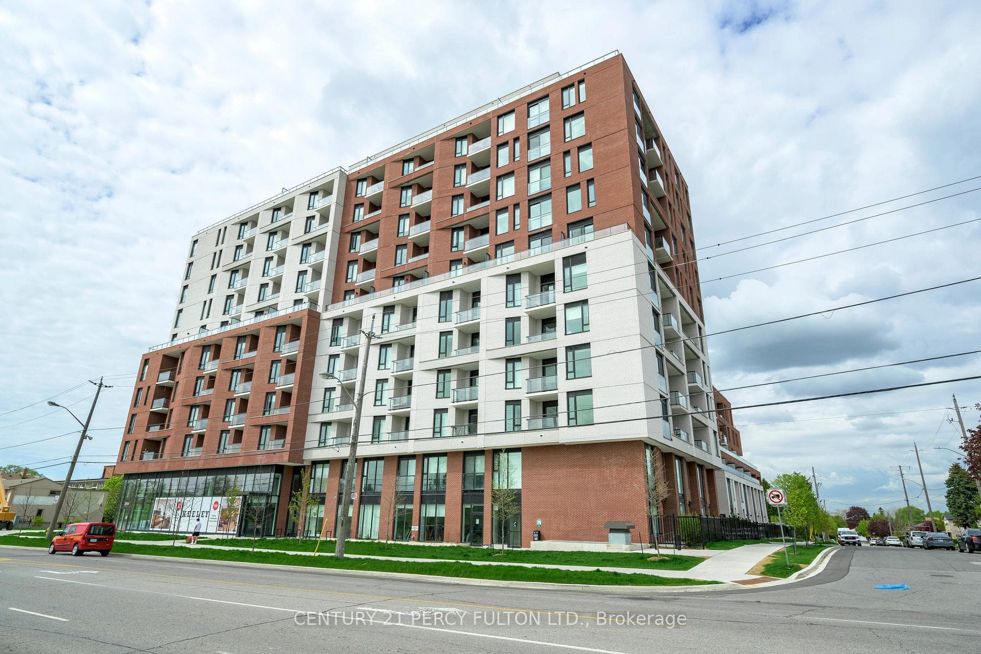 3100 Keele Street Unit 1004 photo 2