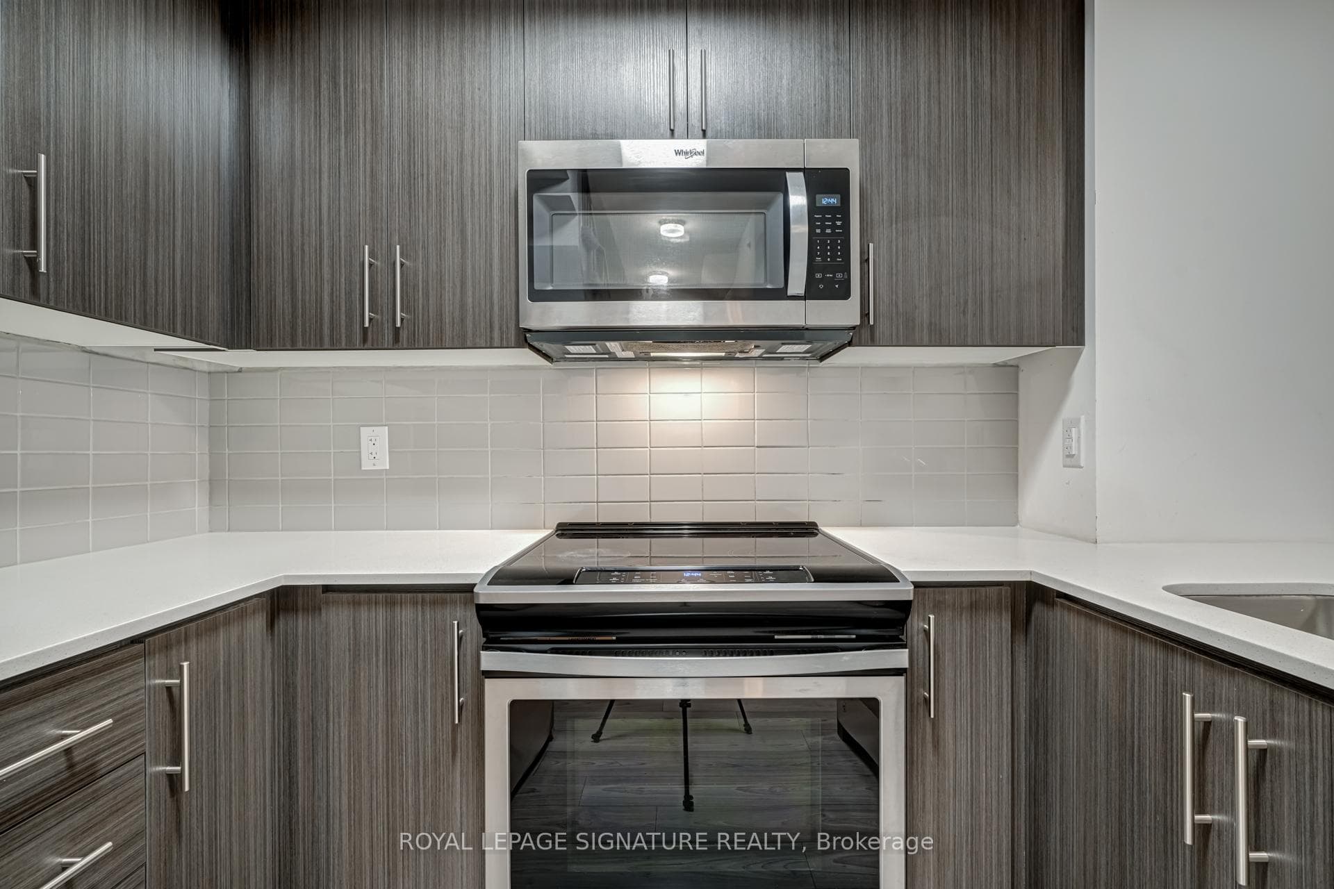3476 Widdicombe Way Unit 11 photo 5
