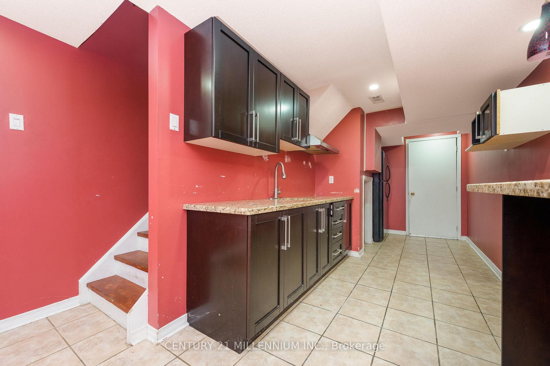 87 Heartleaf Crescent photo 26