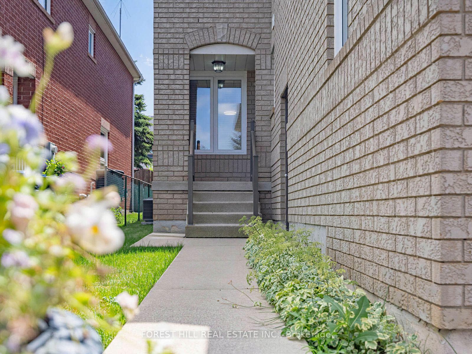 41 Prairie Rose Circle photo 4