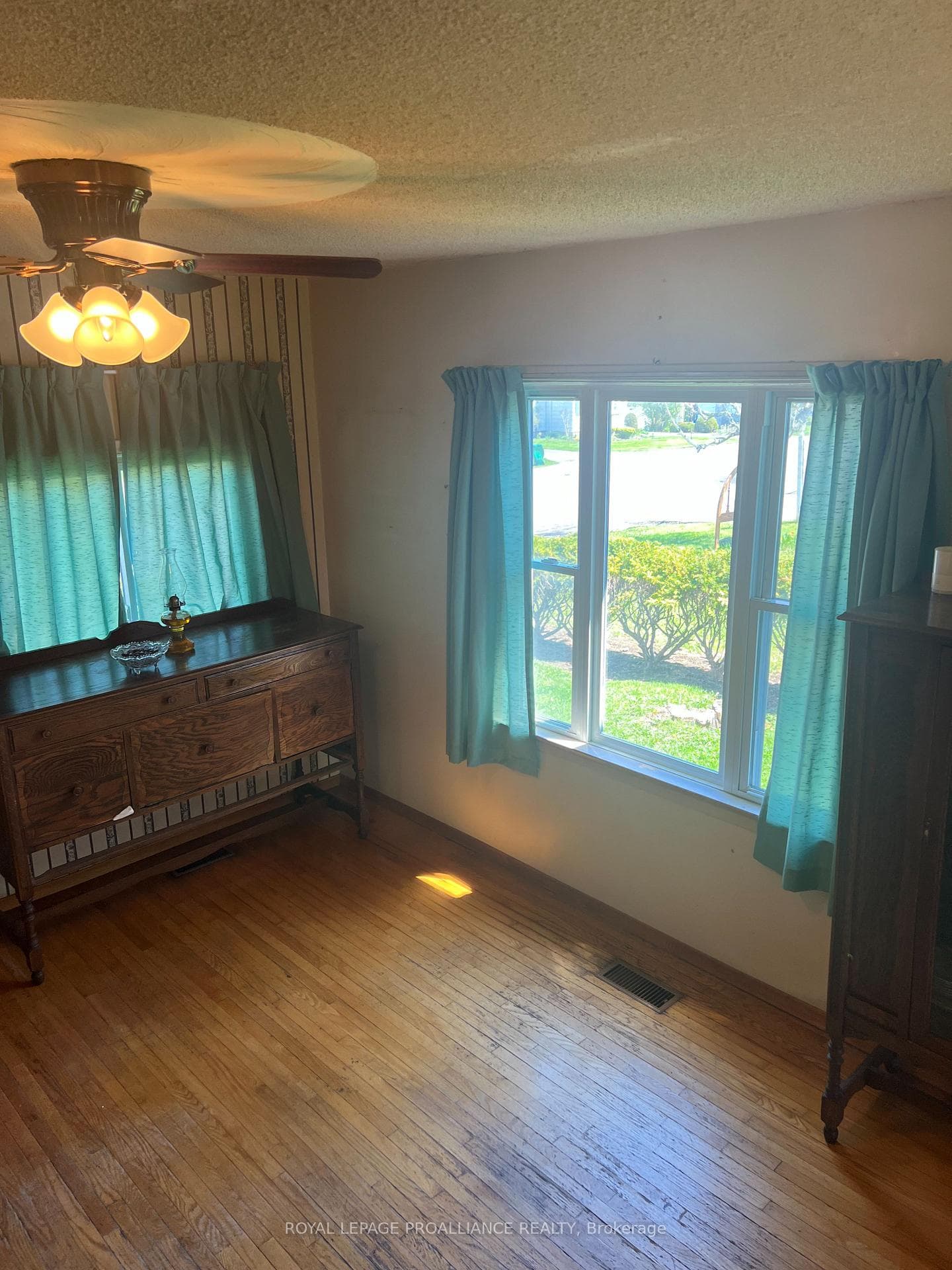 48 Gilbert Street photo 8