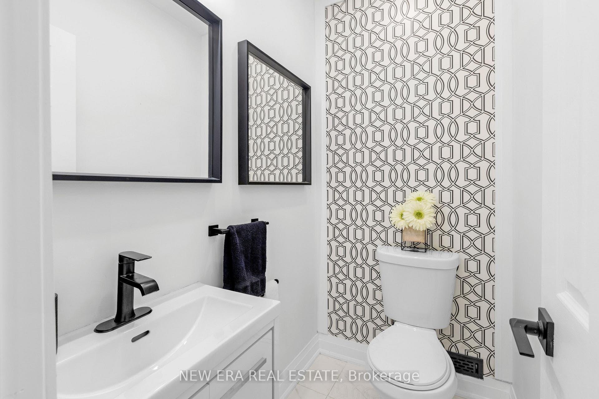 11 Albert Street photo 18