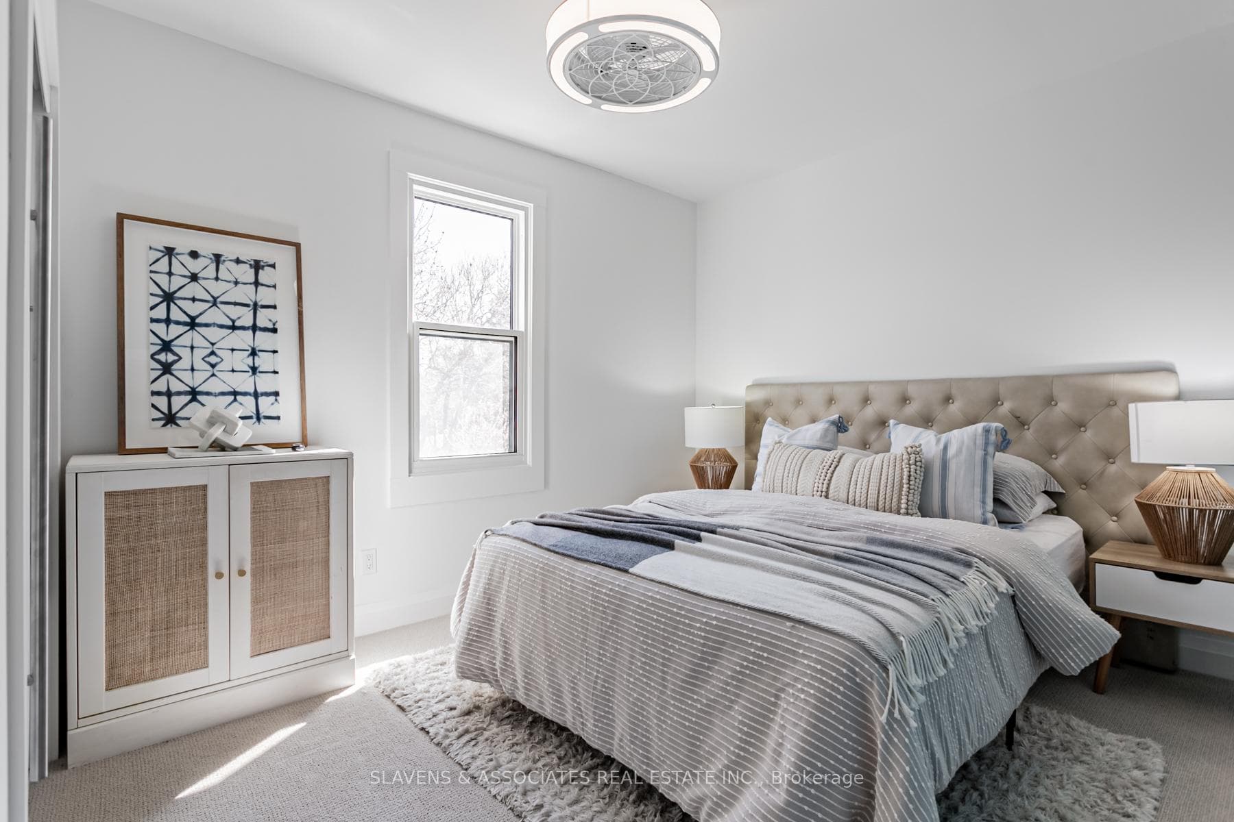 41 Barrington Avenue photo 22