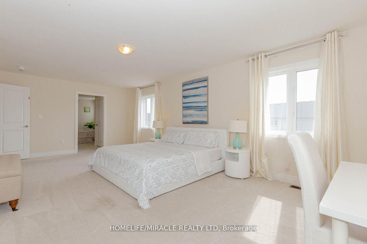 9367 Emerald Avenue photo 22