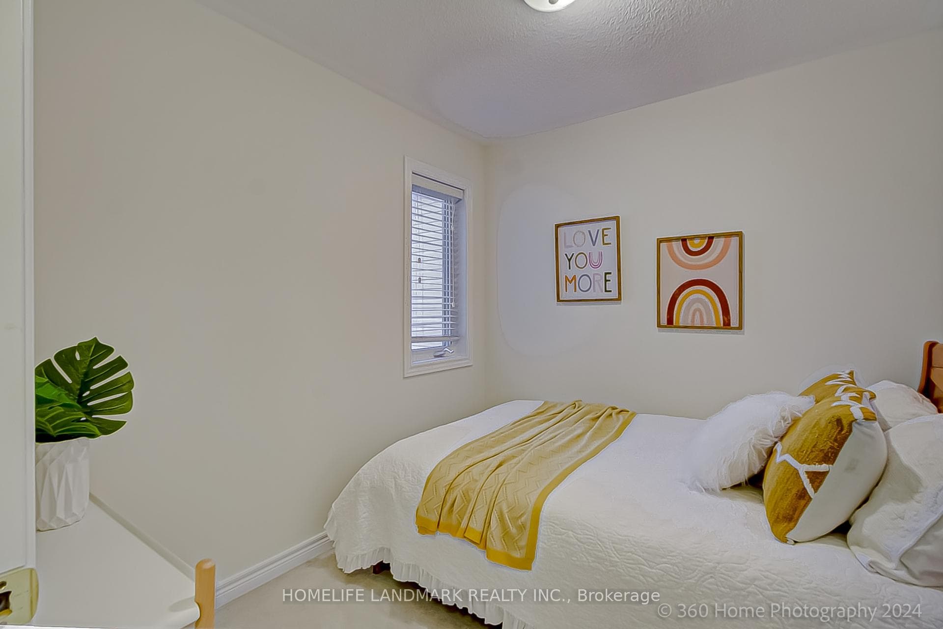 41 NIXON Heights photo 22