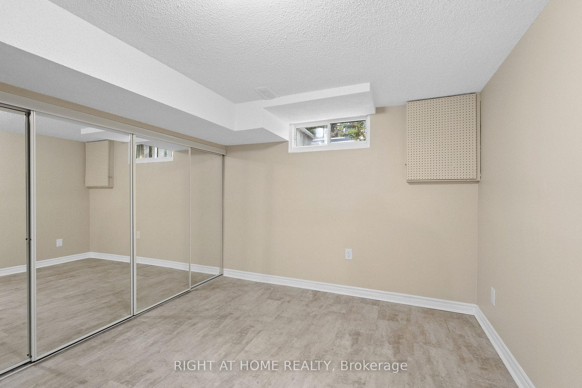 235 THISTLEDOWN Court photo 32