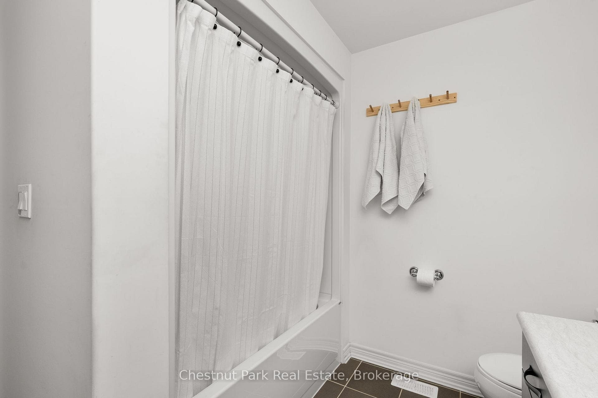 5 Brookside Crossing photo 25