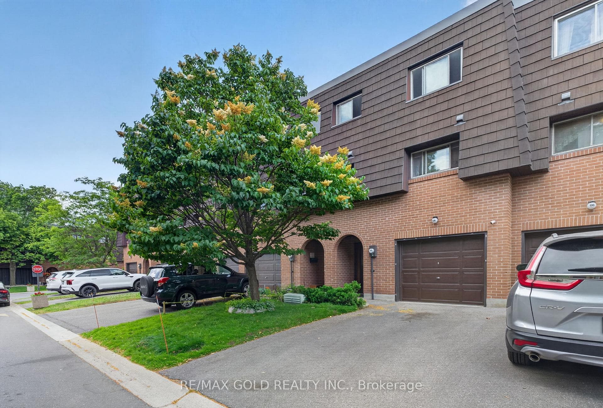 68 Darras Court photo 4