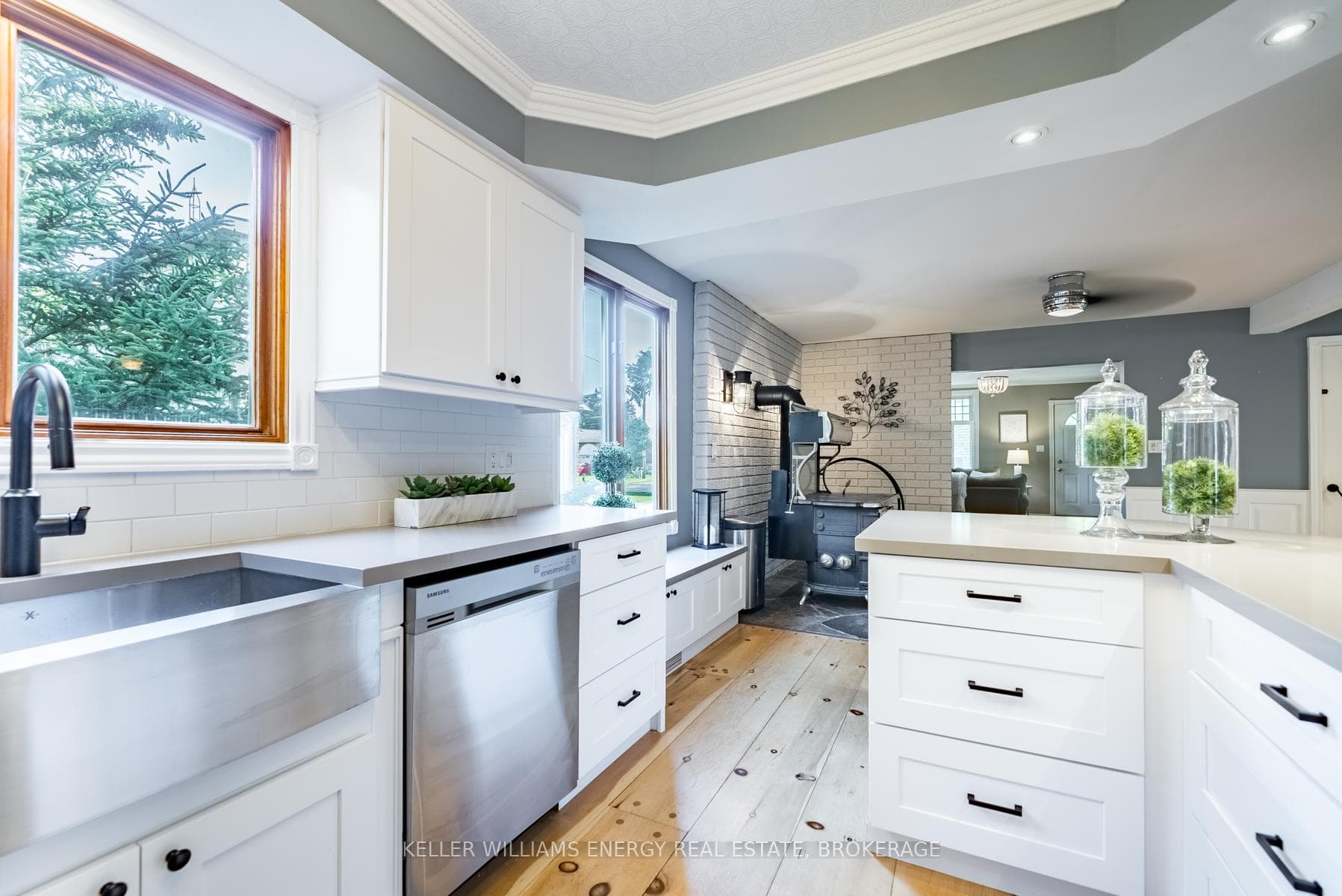 22 Third Avenue photo 11