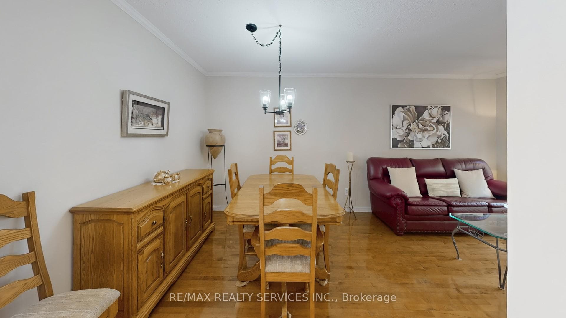 64 Glebe Crescent photo 19