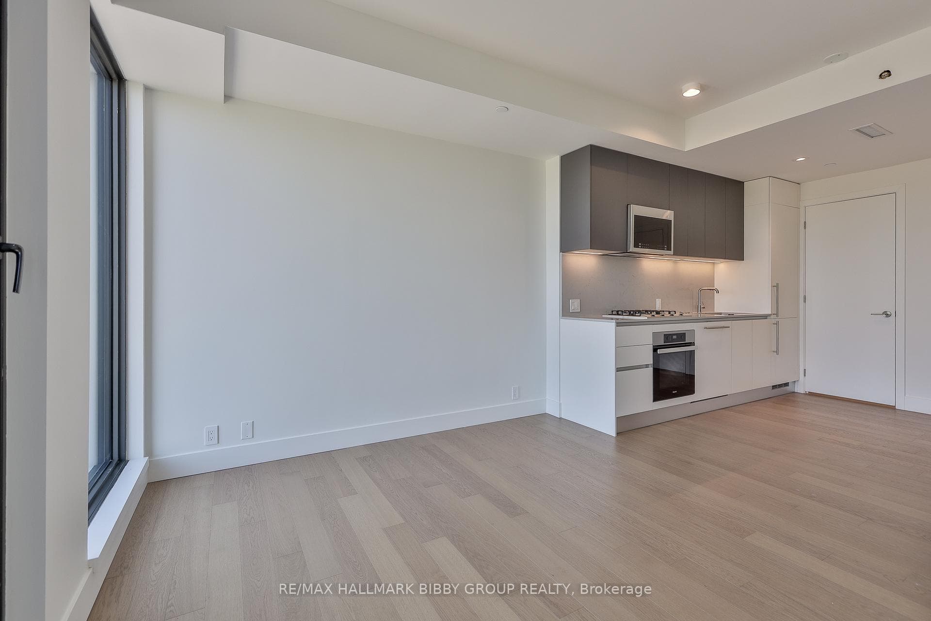 1414 Bayview Avenue Unit 505 photo 7