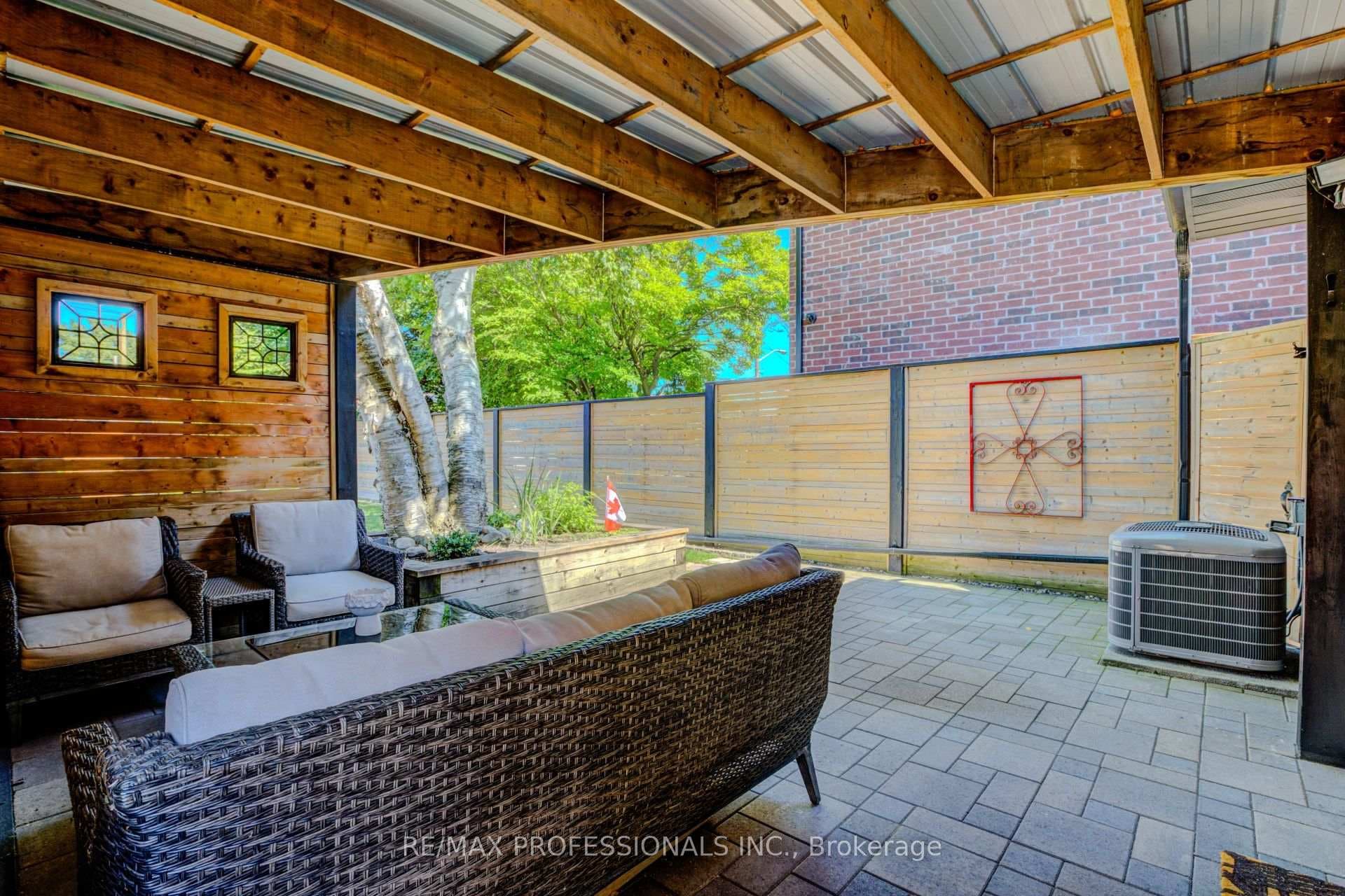39 Rosemeade Avenue photo 38