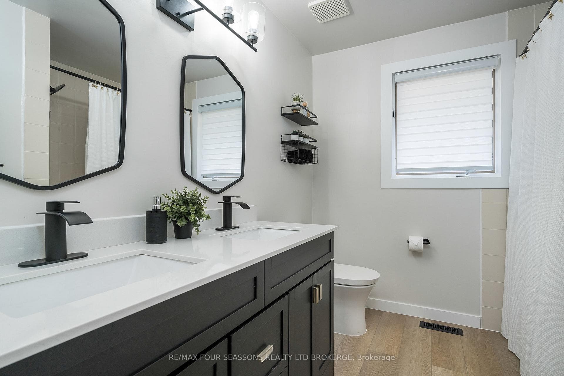 47 FREDERICK Drive photo 24