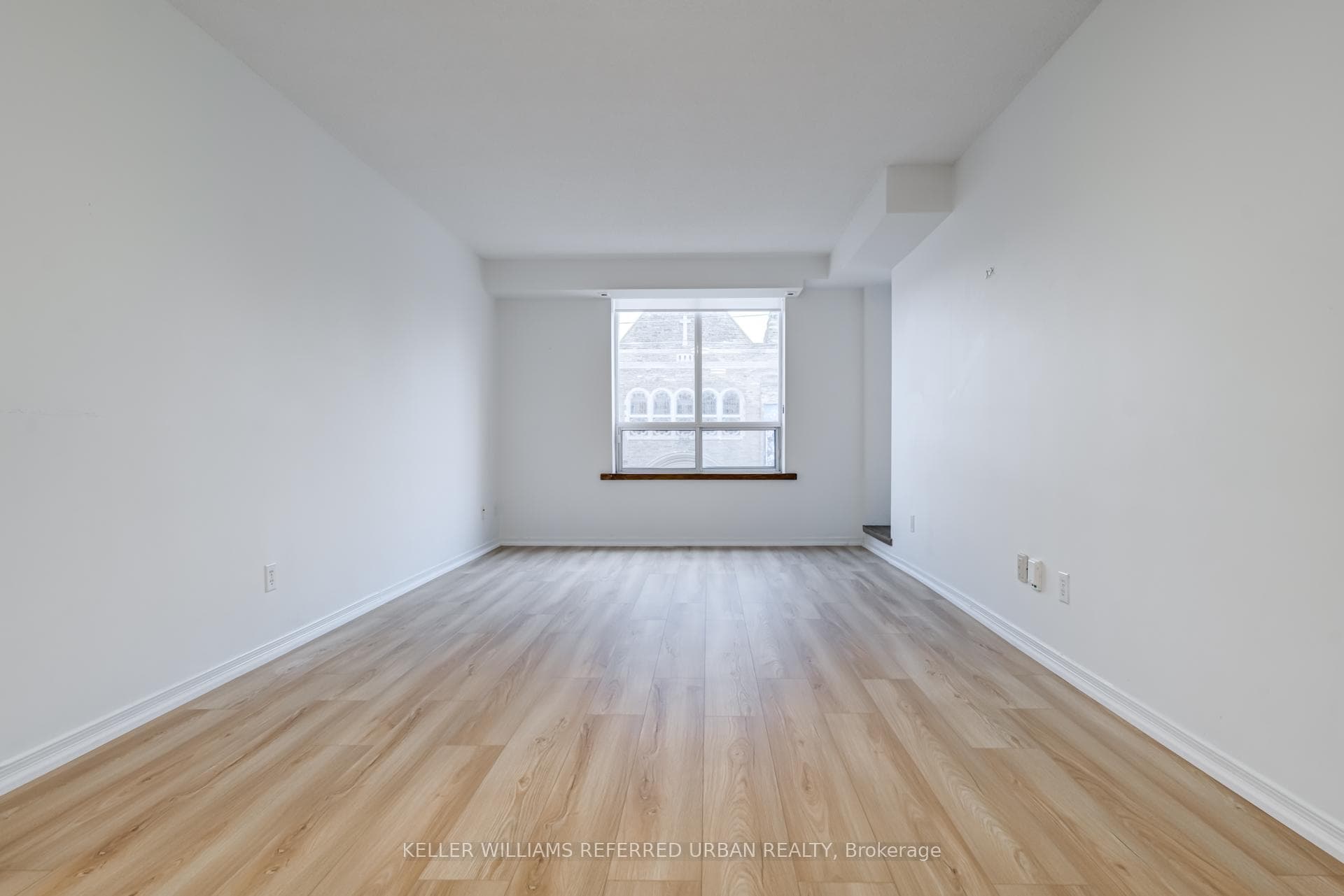 1765 Queen Street Unit 312 photo 6