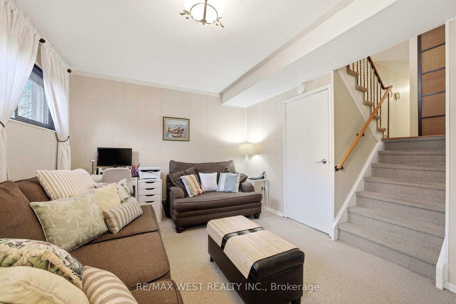 68 Buckland Way photo 35